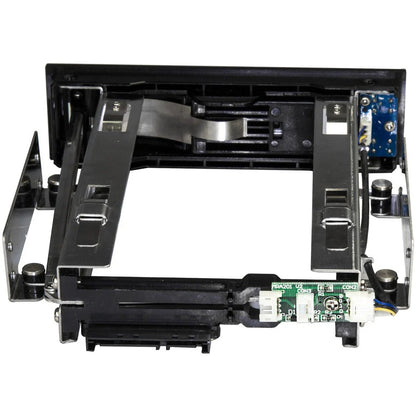 StarTech.com 5.25 to 3.5 Hard Drive Hot Swap Bay - Trayless - For 3.5" SATA/SAS Drives - Front Mount - Hard Drive Bay - SAS/ SATA Backplane HSB13SATSASB