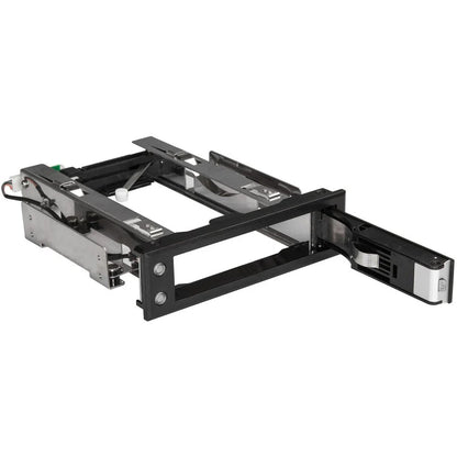 StarTech.com 5.25 to 3.5 Hard Drive Hot Swap Bay - Trayless - For 3.5" SATA/SAS Drives - Front Mount - Hard Drive Bay - SAS/ SATA Backplane HSB13SATSASB