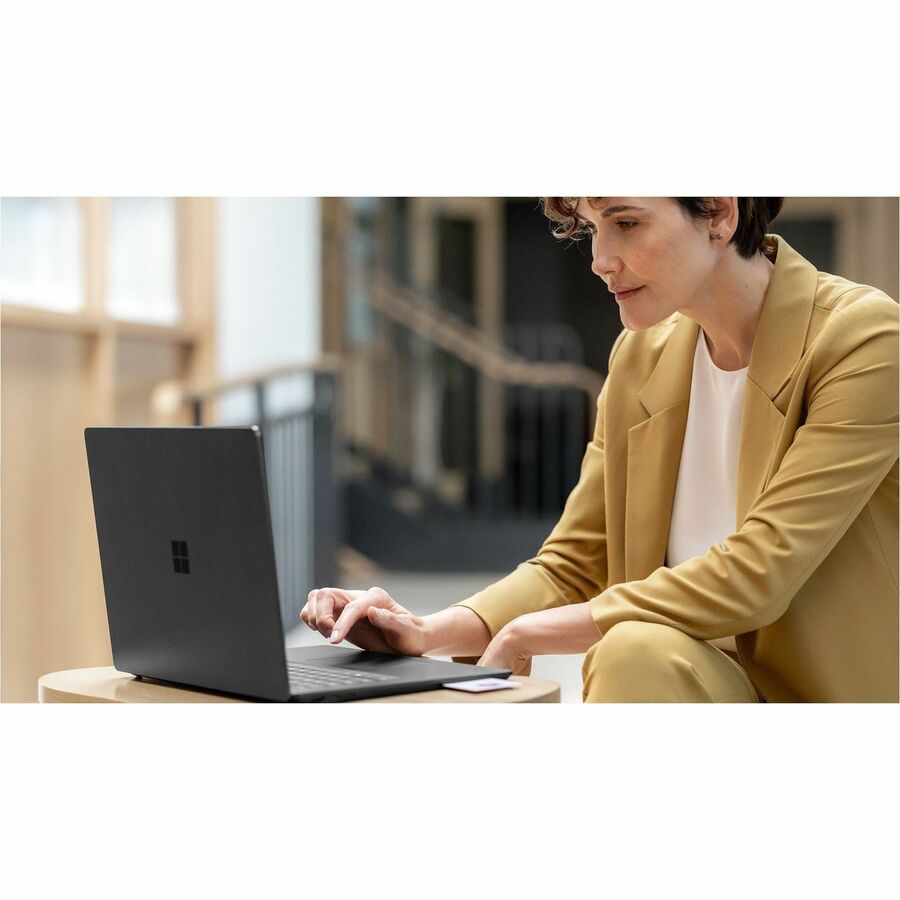 Microsoft Surface Laptop 6 15" Touchscreen Notebook - Intel Core Ultra 5 - 8 GB - 256 GB SSD - English, French Keyboard - Black ZLB-00002