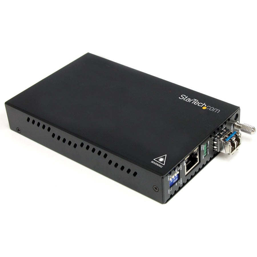 StarTech.com Fiber Media Converter Gigabit 1000Mbps MM Fibre LC 550m ET91000LC2