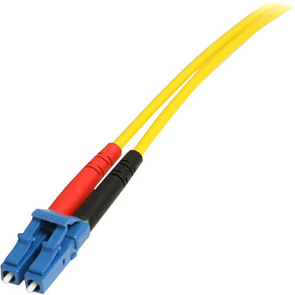 StarTech.com 7m Fiber Optic Cable - Single-Mode Duplex 9/125 LSZH Fiber Jumper Cord - LC/SC SMFIBLCSC7