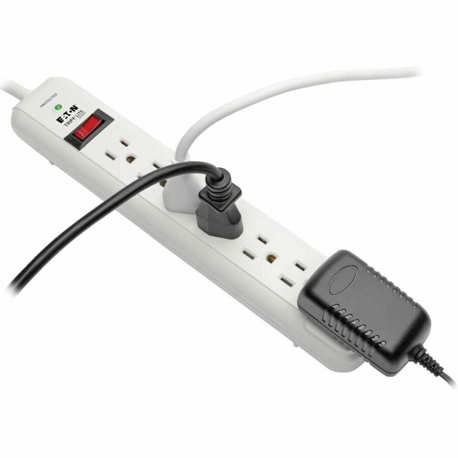 Tripp Lite series Protect It! STRIKER 7-Outlet Surge Suppressor STRIKER