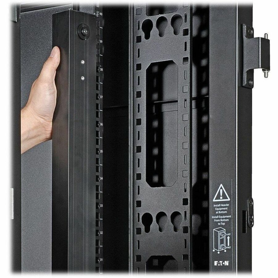 Tripp Lite by Eaton PDUMV20HVNETLX 24-Outlet PDU PDUMV20HVNETLX