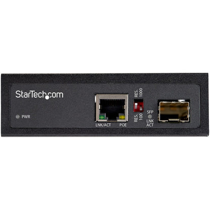 StarTech.com PoE+ Industrial Fiber to Ethernet Media Converter 60W - SFP to RJ45 - SM/MM Fiber to Gigabit Copper IP-30 IMC1GSFP60W