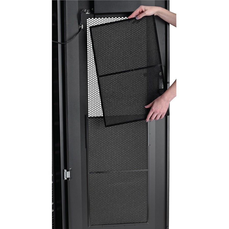 Tripp Lite by Eaton SmartOnline SVX SVX30KM1P5B 30kVA Tower UPS SVX30KM1P5B