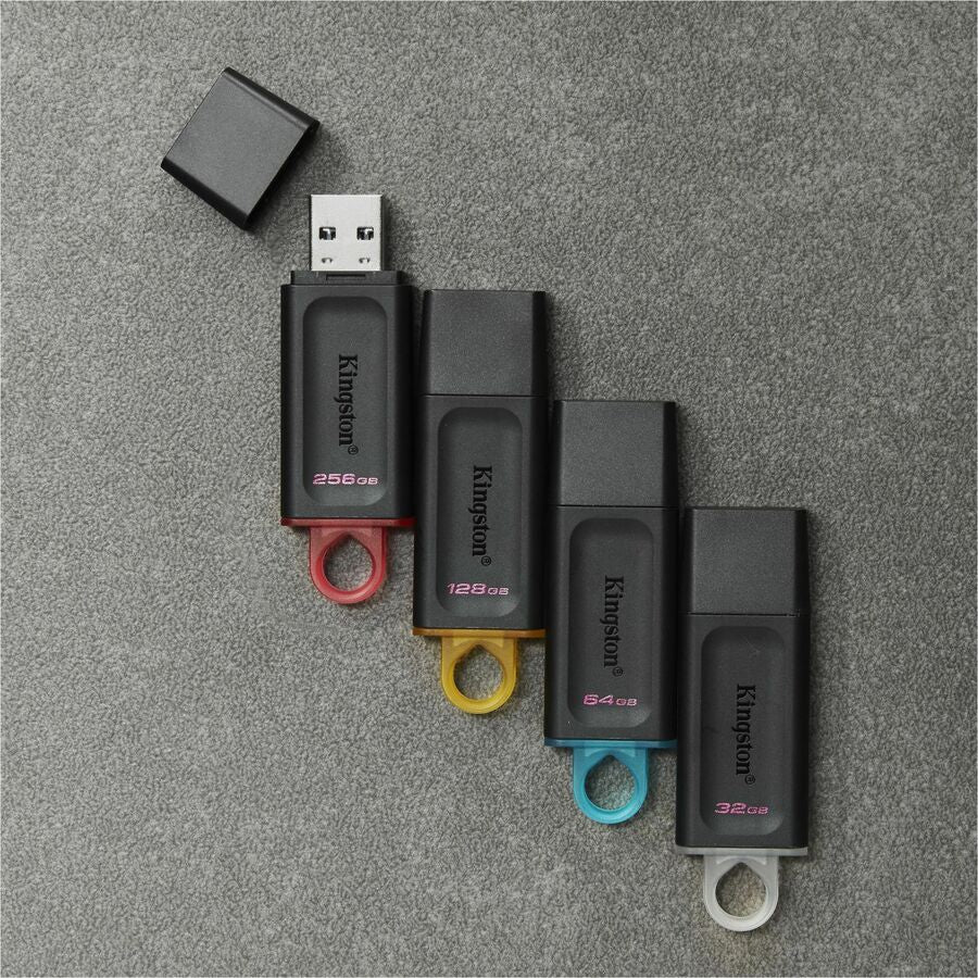 Clé USB 3.2 Kingston DataTraveler Exodia 128 Go (1ère génération) KC-U2G128-2V