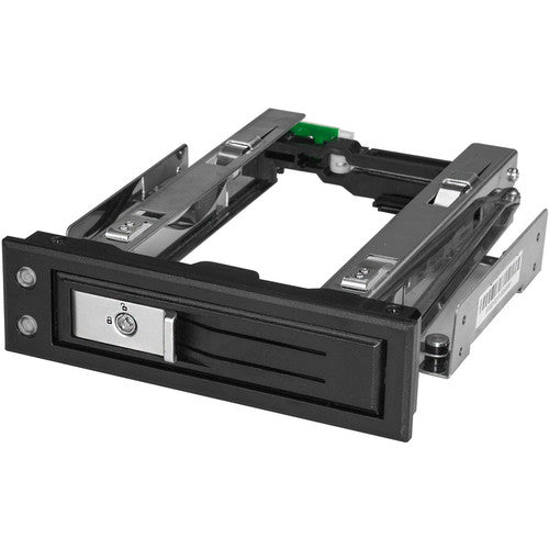 StarTech.com 5.25 to 3.5 Hard Drive Hot Swap Bay - Trayless - For 3.5" SATA/SAS Drives - Front Mount - Hard Drive Bay - SAS/ SATA Backplane HSB13SATSASB