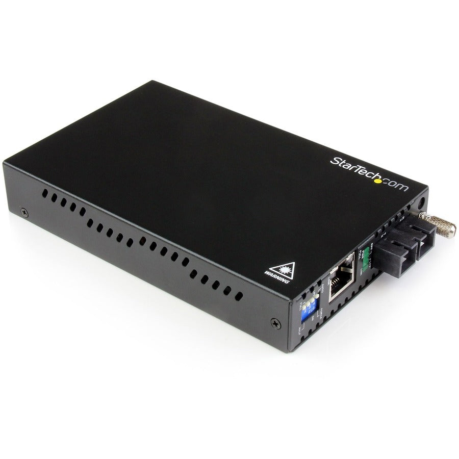 StarTech.com Gigabit Ethernet Single Mode Fiber Media Converter SC 40 km - 1000 Mbps ET91000SM402