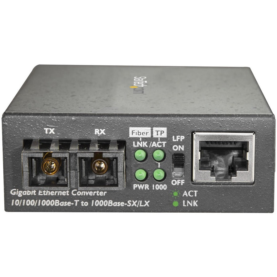 StarTech.com Single Mode SC Fiber Ethernet Media Converter - 1000BASE-LX Gigabit Fiber Optic to Copper Bridge - 10/100/1000 Network 10km MCMGBSCSM10